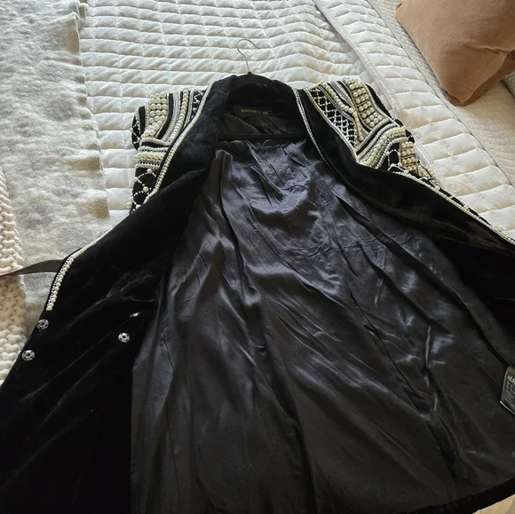 Balmain × H&M velvet blazer limited edition